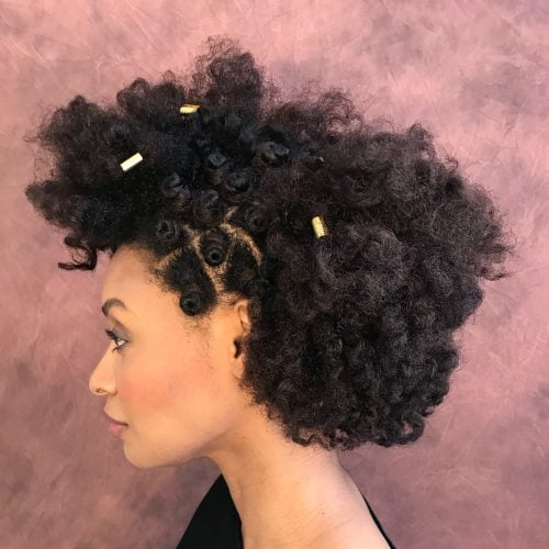 Penteado bantu no cabelo afro