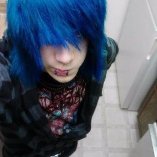 cabelo azul com franja