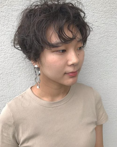 Penteado asiático fofo para cabelos curtos