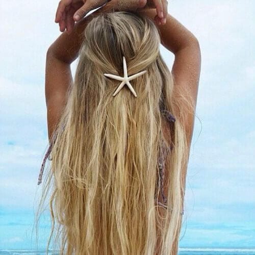 Penteados de praia para meninas