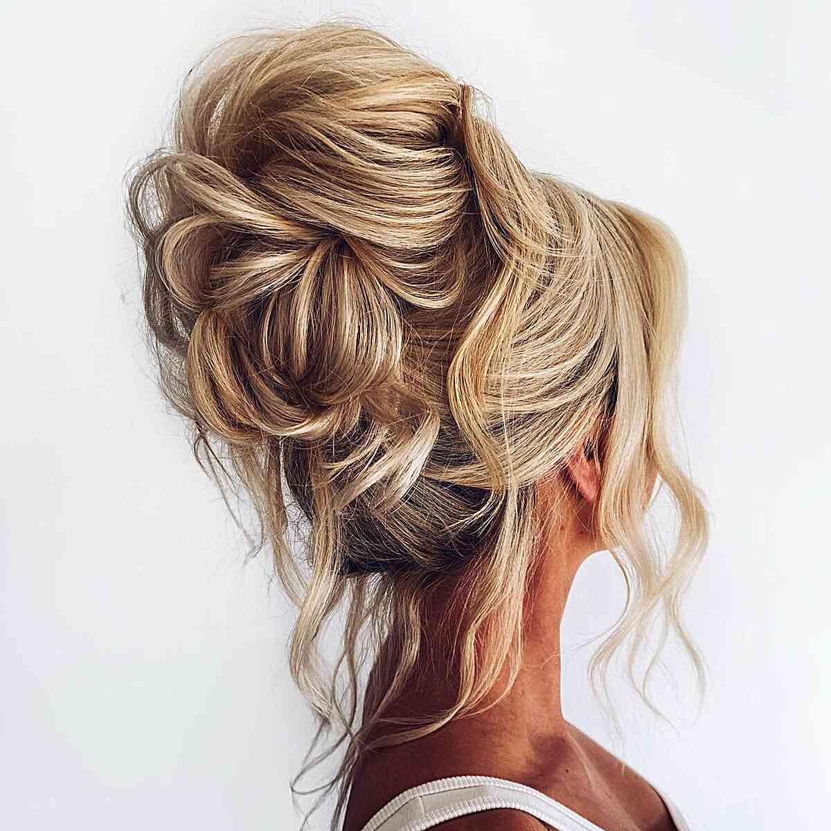 Penteado simples para uma noiva com cabelos compridos