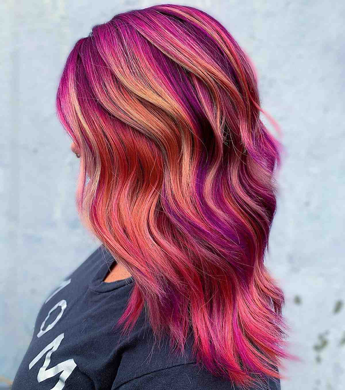 cor de cabelo roxo galáxia