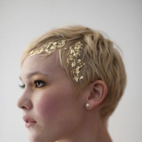 penteados em folha de ouro