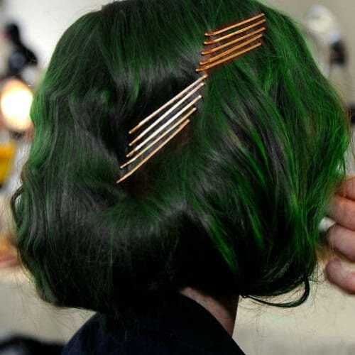 Presos verdes penteados frios para meninas