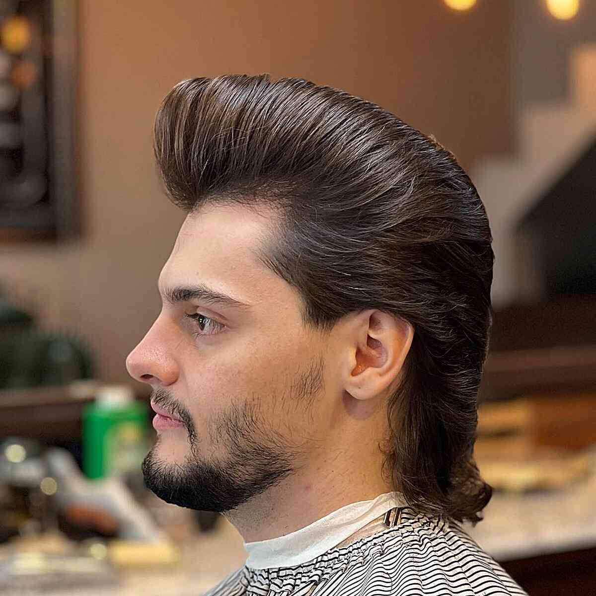 Penteado topete masculino para cabelos longos