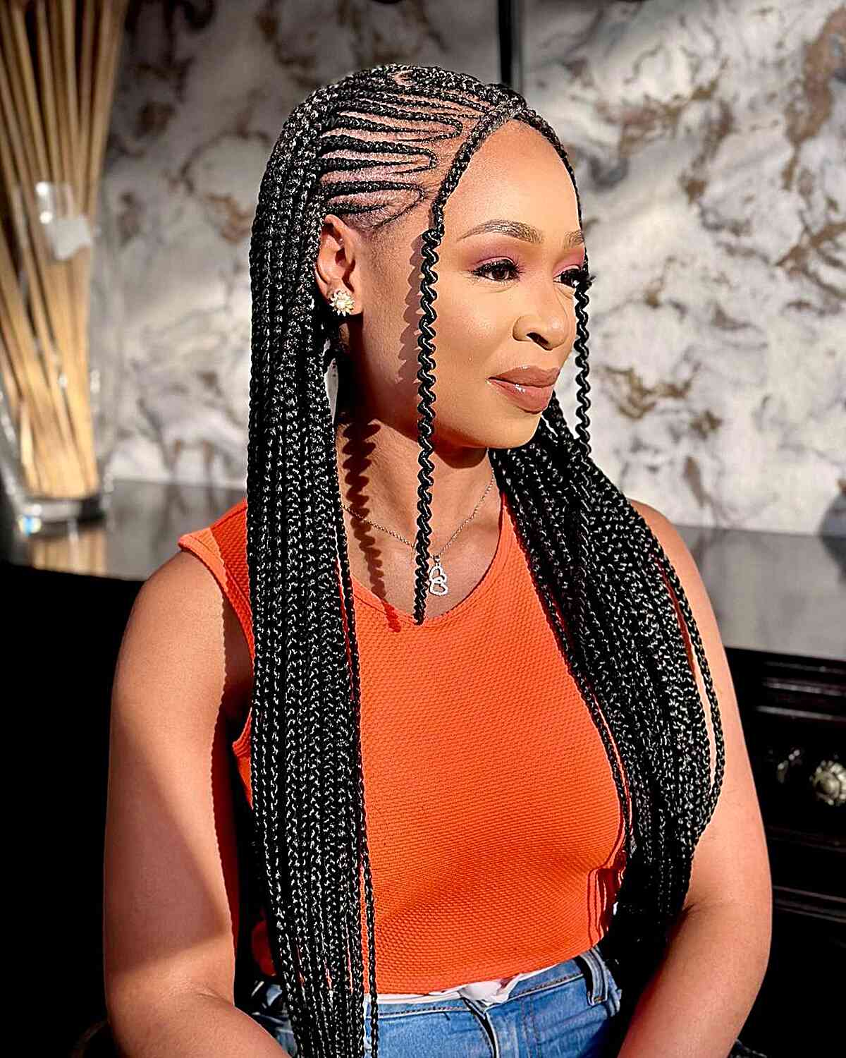 Design de vime único de proteção para cabelos longos para mulheres negras com estilo elegante