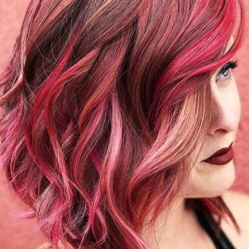 Tons de cortes de cabelo multicamadas rosa