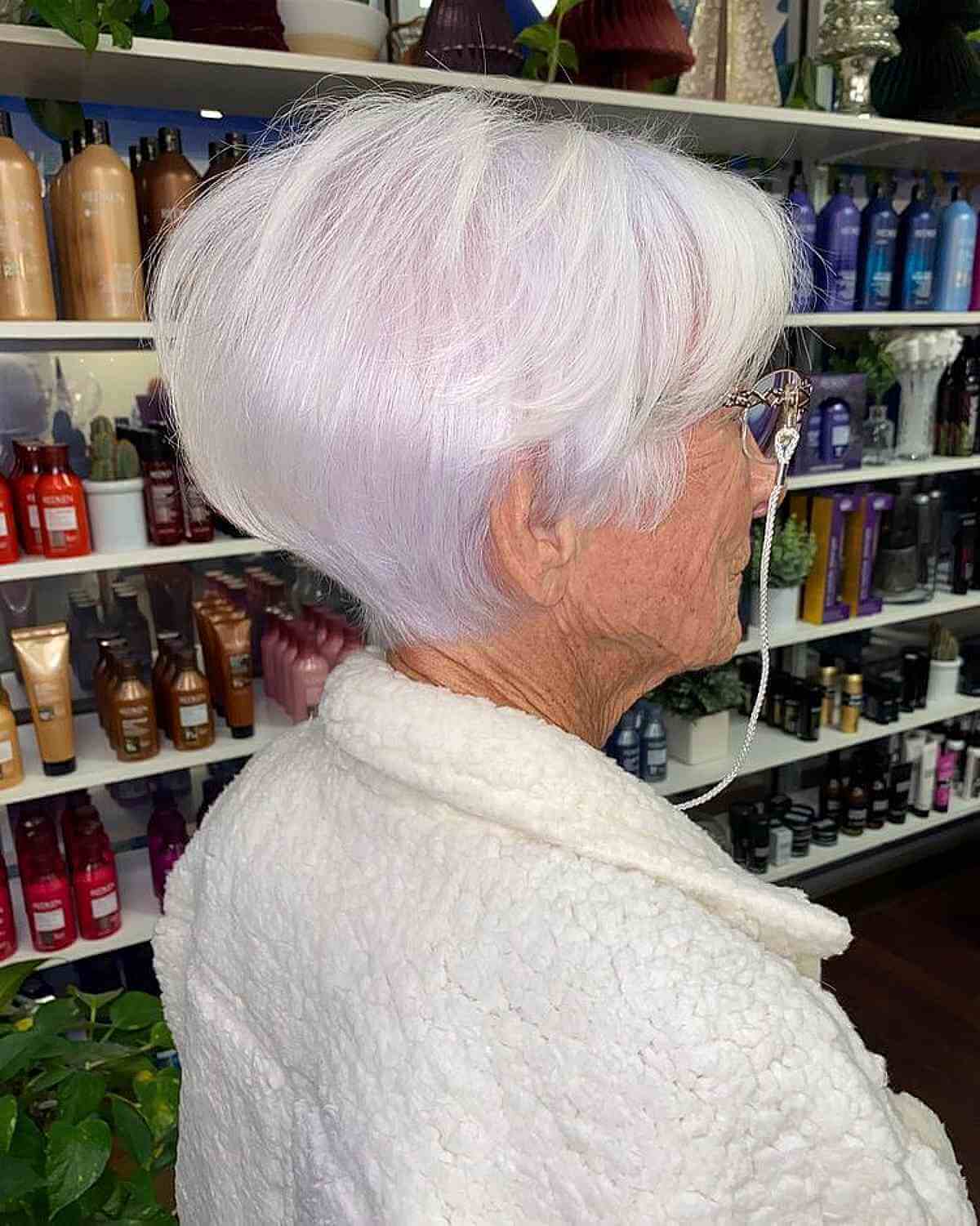 Corte de cabelo curto para cabelos finos para mulheres com mais de setenta anos
